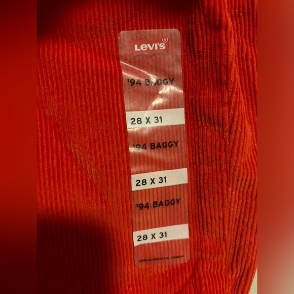 NWT Levi’s ‘94 Baggy Red Corduroy Womens Jeans - Picture 12 of 12